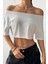 Kadın Beyaz Kayık Yaka Oversize Crop T-Shirt 6