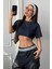 Kadın Lacivert Kayık Yaka Oversize Crop T-Shirt 3