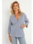 Kadın Ekru-Lacivert Çizgili Cepli Sweatshirt TF01 1