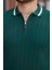 Erkek Yaka ve Kolları Çizgi Detaylı Fermuarlı Kısa Kollu T-Shirt 3
