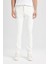Pedro Slim Fit Dar Kalıp Normal Bel Dar Paça Beyaz Jean Pantolon 4