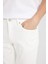 Pedro Slim Fit Dar Kalıp Normal Bel Dar Paça Beyaz Jean Pantolon 5