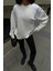 Kadın Kırık Beyaz Oversize Dokuma Uzun Kollu Sweatshirt 4