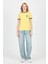 Sarı Yazı Baskılı Regular Fit Ribana Detaylı Tişört 6325 3