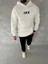 Uzun Kol Kapüşonlu Göğüs Baskılı Sweatshirt - Beyaz 1