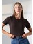 Pamuklu Kompakt Penye Ribana Bisiklet Yaka Crop T-Shirt 21560 Kahve 1
