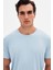 Slim Fit Açık Mavi Düz Kabartma Baskılı T-Shirt 3