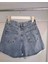 Taş Detaylı Kot Şort 2