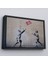 Altın Çerçeveli Banksy Stencil'in Top Oyunları Yok Isimli Eseri Kanvas Tablo 2