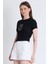 Siyah Ayıcık Işlemeli Slim Fit Crop Tişört 2217 2
