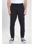 Regular Fit Normal Kesim Siyah Erkek Eşofman Altı 1