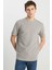 Relaxed Fit Dokulu Bas Gri Erkek Kısa Kol T-Shirt 1