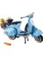 Icons Vespa 125 10298 - Yetişkinler Için Klasik Bir Italyan Simgesinin Detaylı ve Sergilenebilir Model Yapım Seti (1106 Parça) 2