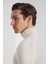 Ekru Boğazlı Slim Fit Merino Yün Triko 3