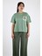 Örgü Nakış Detaylı Sıfır Yaka Tişört - Çağla Yeşili 1