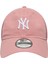 NE60674849 New Era Mıdı Logo 9twenty Trucker Neyyan Copwhı Şapka Pembe 1