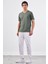 Haki V Yaka Pamuklu Düz Renk Slim Fit Erkek T-shirt 2