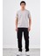 Gri V Yaka Pamuklu Düz Renk Slim Fit Erkek T-shirt 2