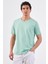 Mint Yeşili V Yaka Pamuklu Düz Renk Slim Fit Erkek T-shirt 2