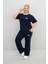 Kadın Büyük Beden Kısa Kollu Nakış Işleme Detaylı Bol Paça Eşofman Takımı 8191-25 2