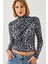 Kadın Balıkçı Yaka Desenli Bluz - 3