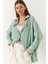 Kadın Düşük Omuz Oversize Basic Bürümcük Gömlek 1