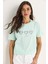 Kadın Taşlı Kalp Aksesuarlı Normal Kalıp Pamuklu T-Shirt 2