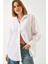 Kadın Oval Kesim Yanları Yırtmaçlı Basic Oversize Gömlek G 2
