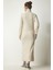 Dik Yaka Yırtmaçlı Triko Elbise LBV0023 Krem 4