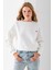 Kadın Bisiklet Yaka Kalp Nakışlı 3ip Crop Sweatshirt Beyaz - 2669 3