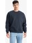 Relax Fit Bisiklet Yaka Kalın İçi Yumuşak Tüylü Basic Düz Sweatshirt T5139AZ25AU 1