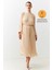 Bej Balıkçı Yaka Belden Kemer Detaylı Midi Boy Geniş Kalıp Elbise 1