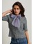 Gri Fiyonk Detaylı Kısa Kollu Triko 1
