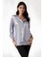 Kadın Gri Hafif Dökümlü Saten Yüzeyli Gömlek HZL22W-BD139641 1