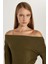 Kadın Slim Fit Dar Kesim Kayık Yaka Viskon Yeşil Bluz 2