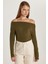 Kadın Slim Fit Dar Kesim Kayık Yaka Viskon Yeşil Bluz 4