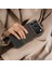 iPhone 17 Pro Max Uyumlu Kılıf M-Safe Şarjlı Karbon Fiber Benks Prestige Armorpro Kevlar Kapak Gold 6