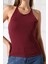 Slim Fit Dar Kesim Arkadan Askılı U Yaka Askılı Basic Body Kadın Atlet 22064 Bordo 2