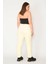 KADIN SARI 5 CEPLİ RAHAT KESİM LİKRASIZ KOT PANTOLON 4