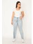 Kadın Mavi Yıkama Efektli 5 Cep Kot Pantolon 65N30966 1