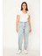 Kadın Mavi Yıkama Efektli 5 Cep Kot Pantolon 65N30966 4