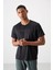 Siyah Polyester Nefes Alan Dokulu İnce Esnek Standart Fit Erkek Performans T-Shirt - 88385 4