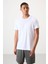 Beyaz Polyester Nefes Alan Dokulu İnce Esnek Standart Fit Erkek Performans T-Shirt - 88388 1