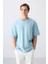 Açık Mavi Pamuklu Kalın Yumuşak Dokulu Oversize Fit Baskılı Erkek T-Shirt - 88322 1