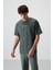 Haki Pamuklu Kalın Yüzeyi Dokulu Oversize Fit Baskılı Erkek T-Shirt - 88372 1