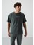Haki Pamuklu Kalın Yüzeyi Dokulu Oversize Fit Baskılı Erkek T-Shirt - 88372 4