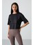 Siyah Polyester Nefes Alan Dokulu İnce Esnek Oversize Fit Performans Kadın T-Shirt - 97284 1