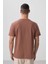 Kahverengi Yüzeyi Dokulu Rahat Form Basic Erkek T-Shirt - 88436 5