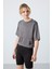 Koyu Gri Polyester Nefes Alan Dokulu İnce Esnek Oversize Fit Performans Kadın T-Shirt - 97284 2