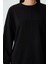 Siyah Kompakt Pamuklu Kalın Pürüzsüz Dokulu O Yaka Oversize Fit Kadın Sweatshirt - 97288 2